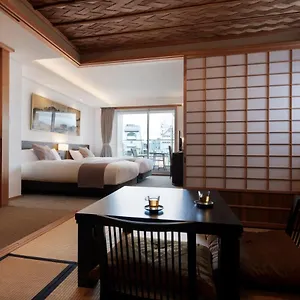 Rinn Gion Hanatouro Kioto