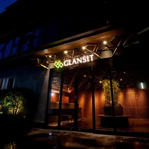 Kapselhotel Glansit Kawaramachi, Kyōto