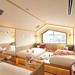 Auberge de jeunesse Cafetel Sanjo For Ladies